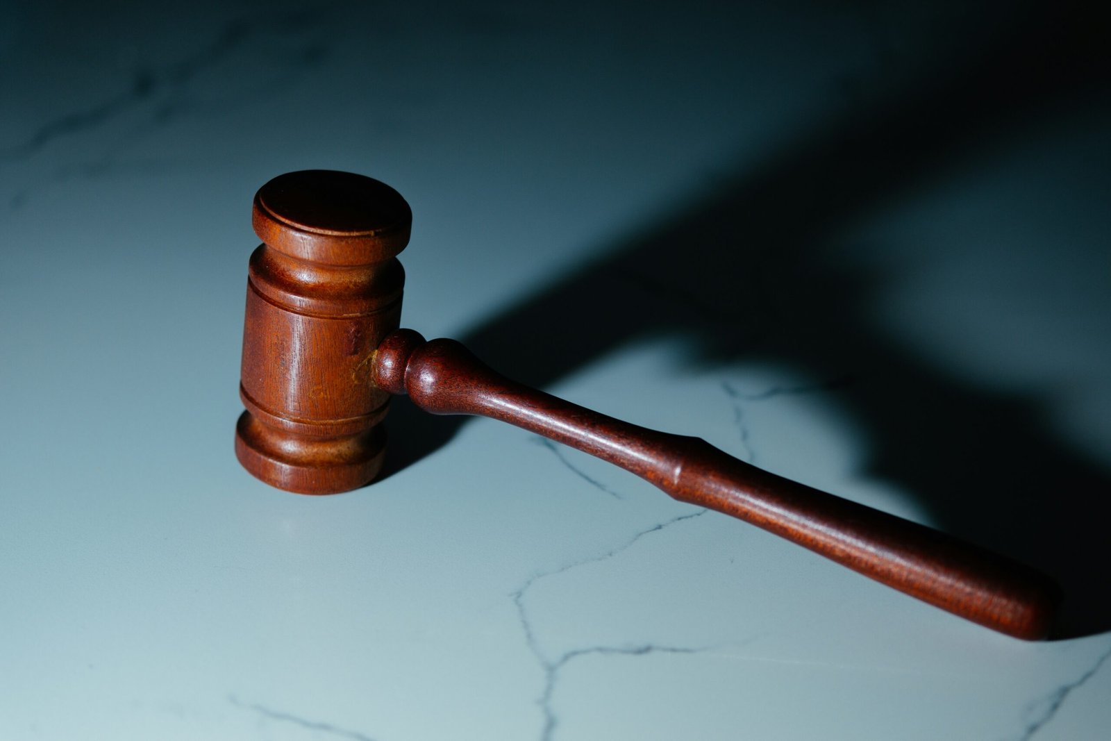 Martillo de subasta legal para propiedades tax deed en Florida